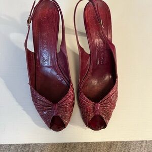 Bruno Magli Fuschia snakeskin slingbacks